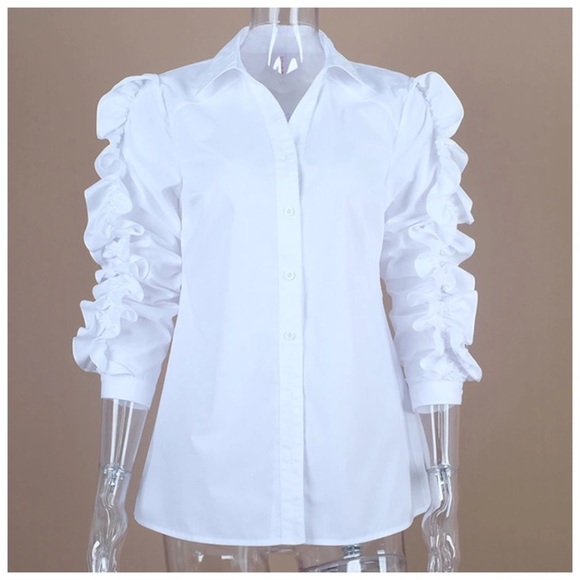 HOST PICK🔥White Ruffle Sleeve Button Blouse Top - Picture 4 of 7